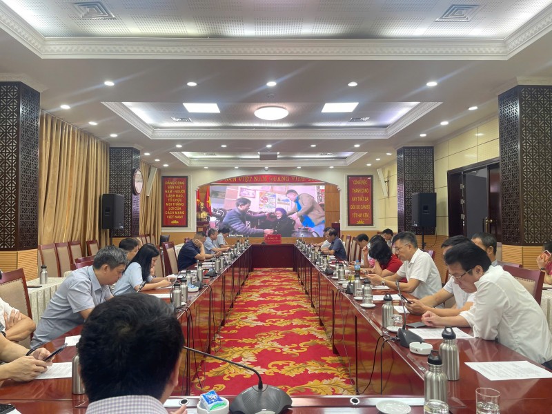 dang uy tong cong ty xi mang viet nam to chuc hoi nghi truc tuyen ket noi voi hoi nghi toan quoc nghien cuu hoc tap quan triet va trien khai thuc hi
