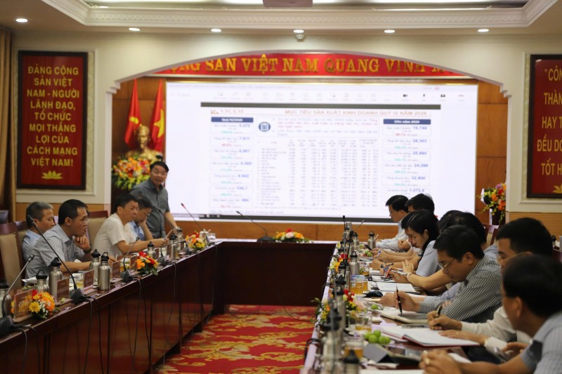 Tổng công ty Xi măng Việt Nam tổ chức Hội nghị sơ kết sản xuất kinh doanh quý III, 9 tháng năm 2026