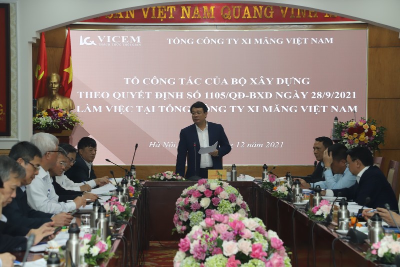 Tổ công tác của Bộ Xây dựng làm việc với Tổng công ty Xi măng Việt Nam